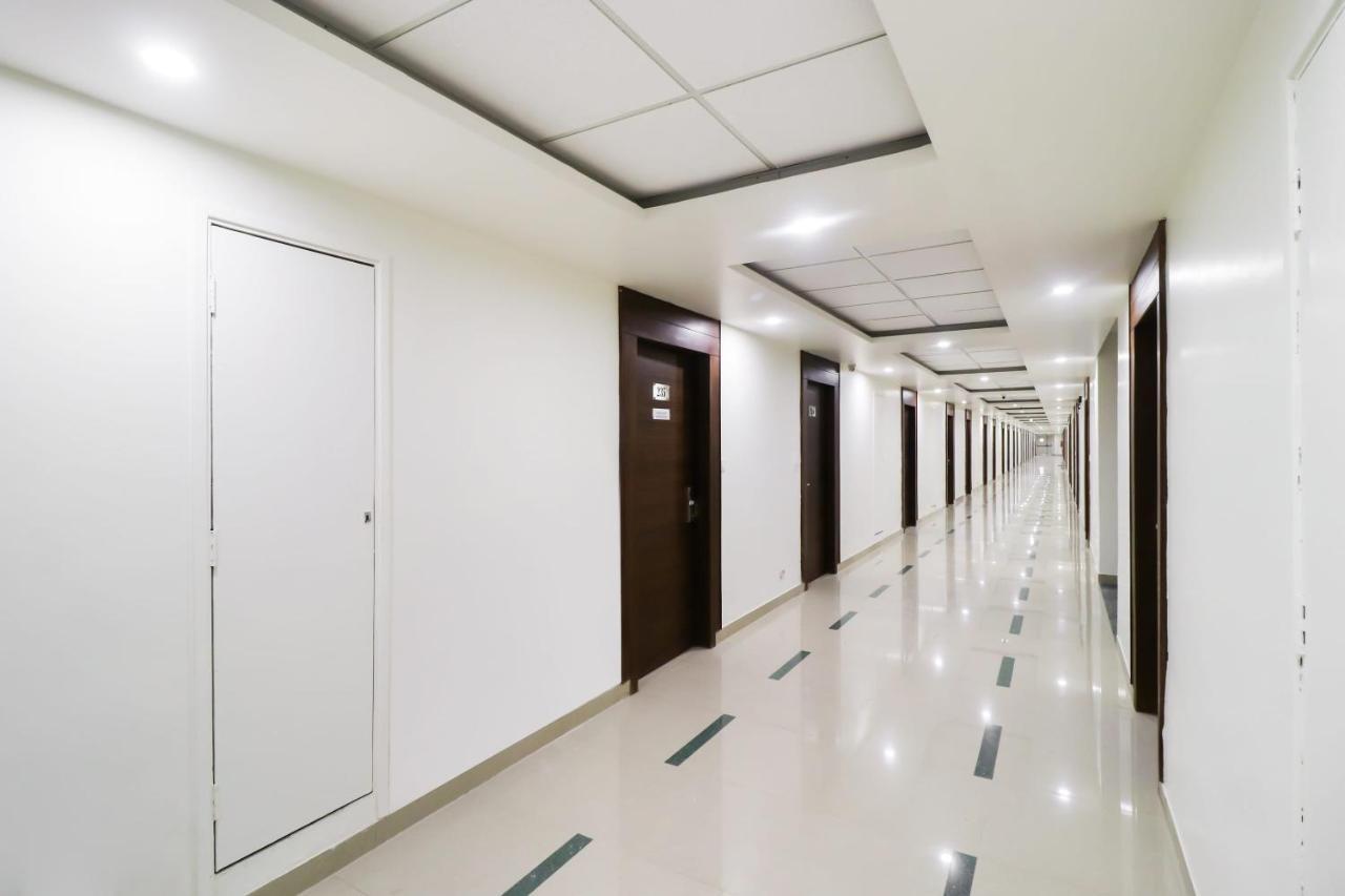 Hotel Grand 81 Faridabad Esterno foto
