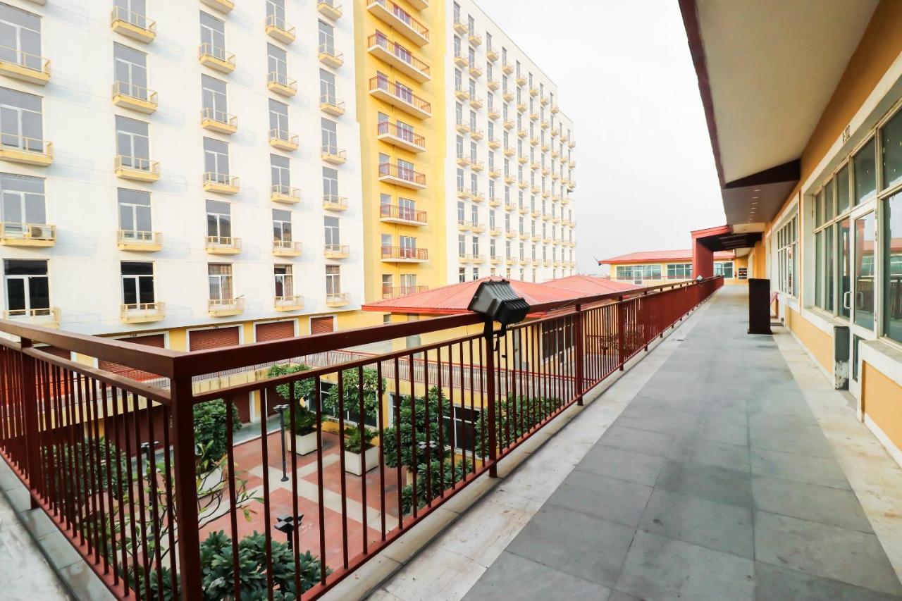 Hotel Grand 81 Faridabad Esterno foto